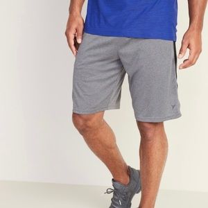 Brand New Without Tags Old Navy Grey/Black Men’s Active Go-Dry Athletic Shorts